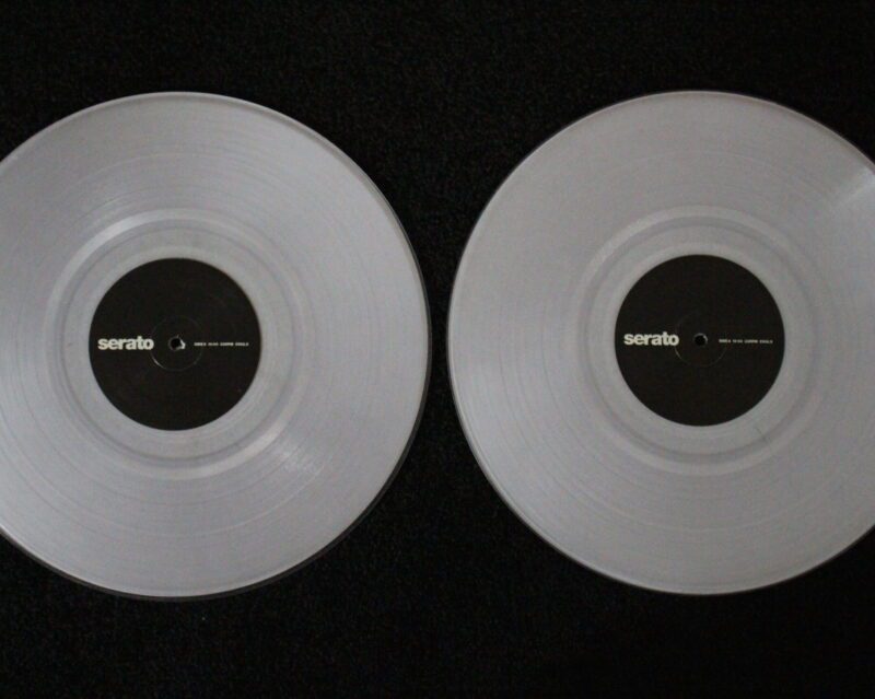 Bundle Serato Performance Clear Control Vinyl + Slip Bladez (Weiss)